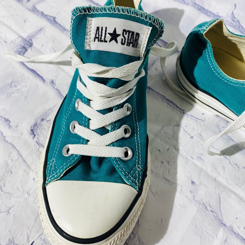 Chuck Taylor All Star Converse size 7 men